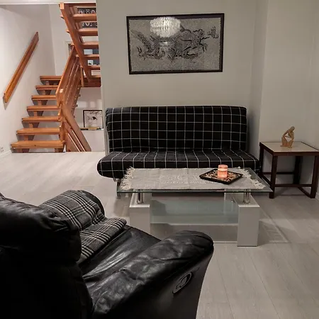Innholdsrik Med Hage Stavanger